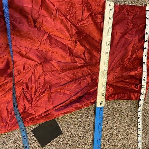 New Lulu’s Law Of Attraction Red Satin One Shoulder Asymmetrical Midi Dres Sz XS - Picture 4 of 10